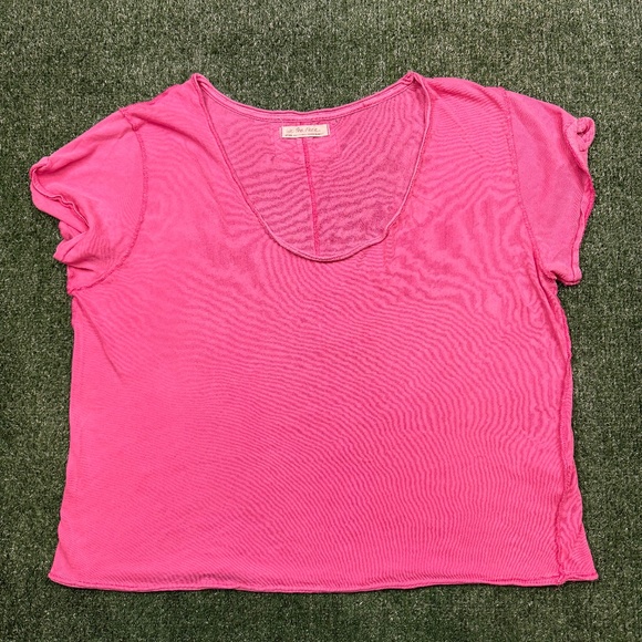 Free People Tops - We The Free Shirt Women's Size M Pink Blouse Crop pedShort Sleeve Free People